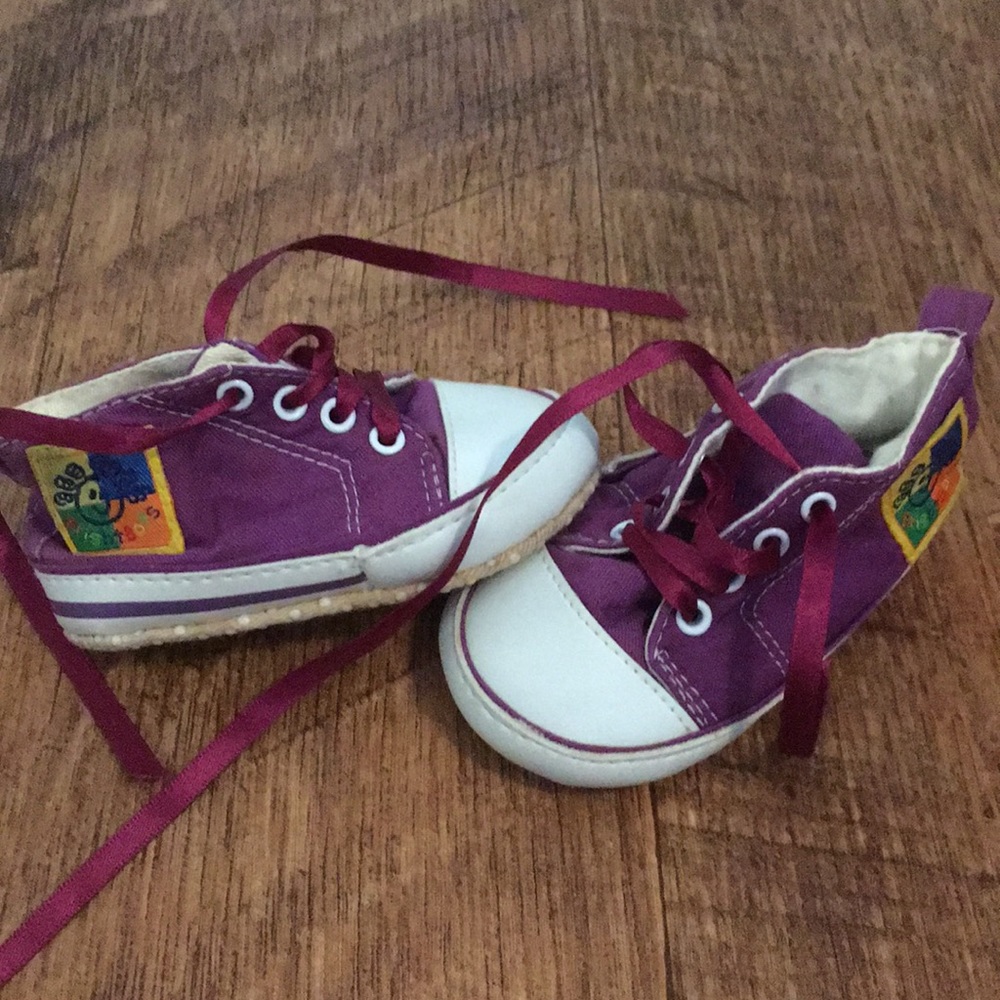 Purple vintage baby shoes